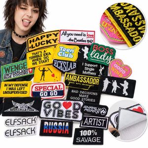 Patch brodé thermocollant ou à coudre, avec texte mixte, citation drôle 'Boss Lady Good Vibes Artist Savage', vente en gros - Product Image 1