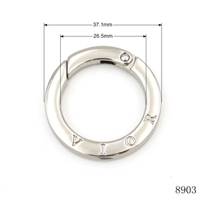 Mousqueton porte-clés en métal de qualité supérieure avec anneau en O à ressort, logo personnalisé, anneau plat à ouverture rapide, durable, pour accessoires de sac - Product Image 2