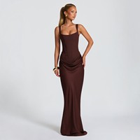 Ventes en gros de robes longues d'été chics à col en U, dos nu, à armature en os de poisson, sexy, à bretelles, enveloppantes, pour fête d'anniversaire, robes de soirée pour femmes