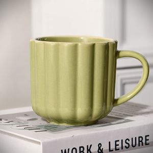 Modern Custom-Made Stoneware <b>Ceramic</b> <b>Mug</b> Flower Shaped Eco-friendly Minimalist Design Food Safe Dishwasher Microwave Safe - Product Image 3