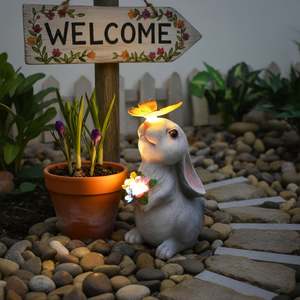 Figura Decorativa de Conejo de Resina con Luz LED Solar Ecológica, Adorno de Jardín con Mariposas y Flores para Exteriores, Venta Caliente - Product Image 1