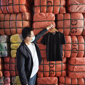 Vente directe d'usine, vêtements d'été d'<span class=keywords><strong>occasion</strong></span> de tailles variées, tissu en coton, t-shirts d'<span class=keywords><strong>occasion</strong></span> de marque pour hommes - Product Image 2