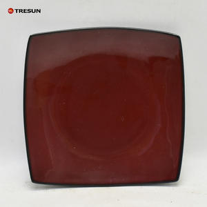 Juego <span class=keywords><strong>de</strong></span> cuenco y taza clásico rojo <span class=keywords><strong>de</strong></span> lujo <span class=keywords><strong>de</strong></span> 32 piezas personalizado nórdico <span class=keywords><strong>de</strong></span> China barato juego <span class=keywords><strong>de</strong></span> vajilla cuadrada creativa reactiva <span class=keywords><strong>de</strong></span> gres - Product Image 3