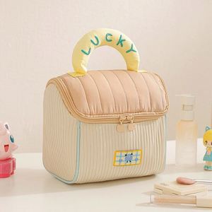 Sac à cosmétiques matelassé mignon, sac à main portable, cadeau promotionnel - Product Image 5