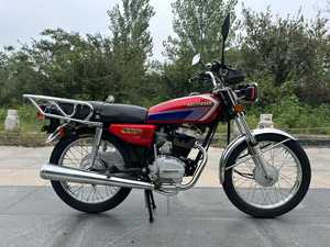 Moto de rue Honda1 CG125, puissance robuste, fiable et économique - Product Image 4