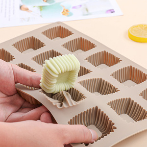 แม่พิมพ์ซิลิโคนทำขนมหวาน DIY รูปทรงสี่เหลี่ยมสำหรับทำไอศกรีม มูสเค้ก รูปทรงใบโคลเวอร์สี่แฉกที่สวยงาม - Product Image 4