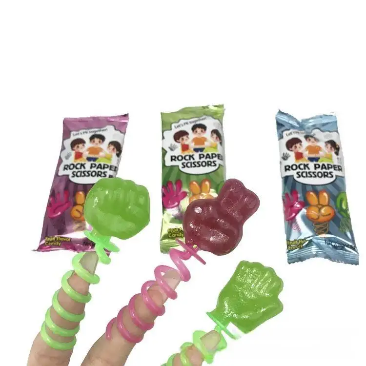 ロリポップチャイナOEMおもちゃキャンディーフルーツロリポップ楽しい推測砂糖ロックペーパーはさみキッズクリエイティブキャンディー