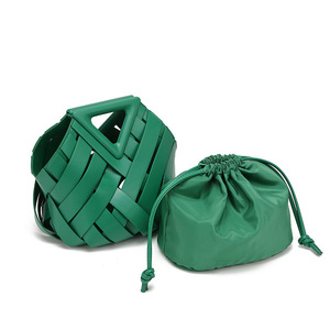 Popolari borse geometriche in tessuto PU-manico a triangolo, tessuto Premium, opzioni multicolore perfette per uscite Casual - Product Image 2