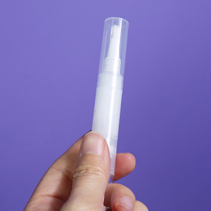 Lápiz Blanqueador Dental Profesional de 4 ml con Logotipo Personalizado, Sin Irritación, Para Usar en Cualquier Lugar, 20% PAP+ Sin Peróxido, de Plástico - Product Image 3