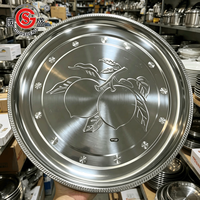 Fabrikant levert verdikte roestvrijstalen ronde serveerschaal met perzikmotief, grote dinerbord, metalen fruitbord