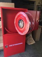 Armoire d'incendie simple et double de taille personnalisée, armoire de tuyau d'incendie, armoire d'enrouleur de tuyau d'incendie en acier doux et en acier inoxydable
