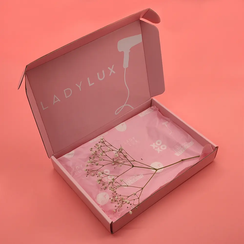 Оптовая продажа с фабрики Дунгуань Пользовательские ткани гофрированная бумажная коробка переработанные цветные подарочные коробки доставка ткань розовый почтовый ящик
