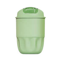 Mug de voyage isotherme en acier inoxydable vert avec design épuré, compatible OEM et marque privée
