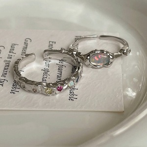 Anillo de Plata de Ley S925 con Ópalo, Pequeño Diamante Roto y Diseño Único con Incrustaciones, Estilo Dulce y Moderno - Product Image 1