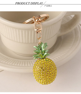 Porte-clés Ananas Créatif en Strass, Breloque de Sac en Métal de Luxe, Anneau de Clé de Voiture Scintillant en Cristal, Cadeau pour Femme - Product Image 6