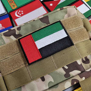 Parche Bordado 3D con Lentejuelas de 8x5 cm con Gancho y Bucle para Bolsos, Zapatos, Ropa, Accesorios, Flores, Corazones, Sombreros - Product Image 6