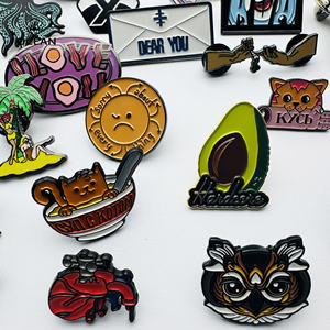 Badge épinglette promotionnel en forme d'appareil photo, vente en gros, 25 mm - Product Image 6