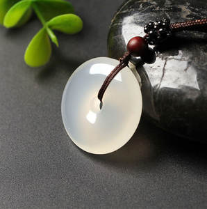 Liontin kalung pasangan liontin giok wanita pria trendi gesper keamanan batu akik es Brazil liontin kalung Budha laut - Product Image 3