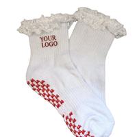 Chaussettes antidérapantes en dentelle de haute qualité, chaussettes de sport en coton personnalisées antidérapantes pour femmes, yoga, pilates