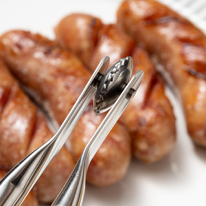 Outils de barbecue en acier inoxydable 18/8 (304) extra longs de qualité supérieure, pinces <span class=keywords><strong>à</strong></span> viande rotatives, pinces <span class=keywords><strong>à</strong></span> hot-dogs, pinces <span class=keywords><strong>à</strong></span> barbecue pratiques pour la maison et le camping - Product Image 4
