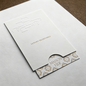 Biglietti da Visita in Carta Patinata con Logo Personalizzato e Servizi di Stampa di Alta Qualità - Product Image 6