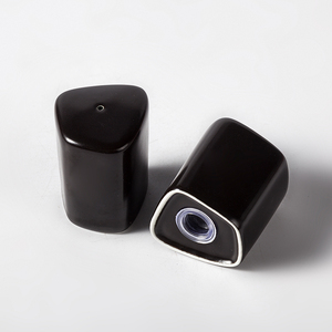 En gros Pas Cher Prix Porcelaine Réutilisable Noir Mat Salière Pour Restaurant Poterie Poivrière - Product Image 5