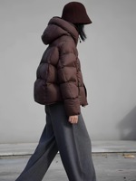 Nouveau Manteau court matelassé à capuche pour femme 2026, style coréen, en duvet de canard blanc épais, coupe bouffante, stock international