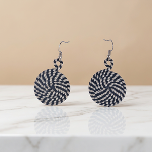 Pendientes de Aro con Cuentas Negras, Pendientes Tribales Africanos Hechos a Mano para Mujer - Product Image 2