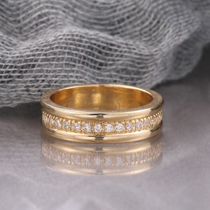 Anello Classico dal Tono Caldo e Semplice per Donne - Product Image 6