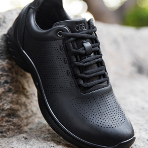 15 สกินคิงรองเท้าฝึกซ้อมแบบผูกเชือกสำหรับผู้ชาย หนังระบายอากาศได้ดี ส้นเตี้ย รองเท้ากีฬากลางแจ้ง - Product Image 1