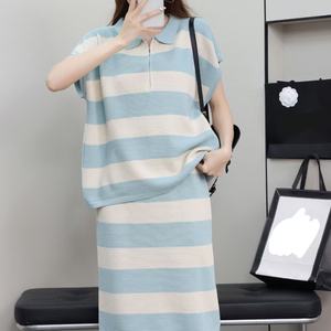 Vente chaude Qualité 2 Pièces Ensemble Femmes Col Roulé Rayé Couleur Bloc Tricots Femmes À Manches Courtes Rétro Doux Femmes Ensembles - Product Image 3