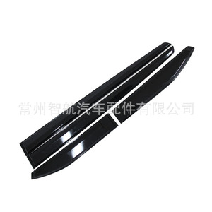 แถบกันชนสำหรับซูซูกิ วิทาร่า ป้องกันด้านข้างตัวถัง ABS สีดำและสีเงิน ติดตั้งด้วยเทป 3M - Product Image 2