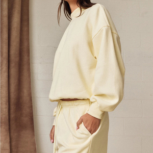 Conjunto de Sudadera de Cuello Alto y Pantalones Cortos para Mujer, Color Sólido, Manga Larga, Dos Piezas, Informal, de Felpa, para Descansar o Salir - Product Image 3