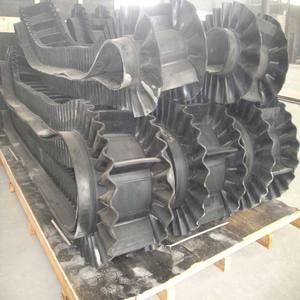 Nastro Trasportatore Verticale con Nastro Laterale Corrugato - Product Image 2