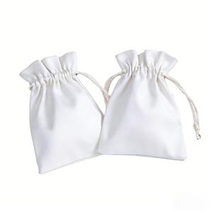 Pochettes à bijoux recyclables de luxe avec logo personnalisé, en velours suédé, taille personnalisable, petit sac à cordon - Product Image 1