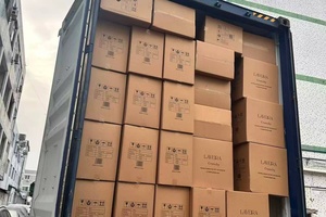 <span class=keywords><strong>Libro</strong></span> Commemorativo Personalizzabile 'Per Sempre nel Nostro <span class=keywords><strong>Cuore</strong></span>' in Tessuto Crema con Logo Serigrafato - Product Image 6