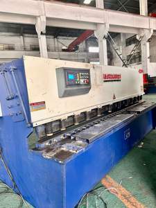 Cisaille hydraulique 4*3200 à bas <span class=keywords><strong>prix</strong></span> pour la découpe de plaques d'acier métalliques, dispositif de calibre arrière pour application industrielle - Product Image 3