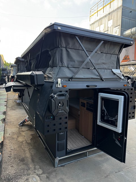 TP06 Factory Direct Lightweight Foldable Waterproof Slide Truck Camper Canopy Pop Hard Top Aluminum Cab Four Wheel Campervan