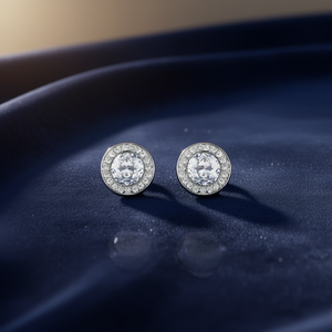 AvaDava Boucles d'oreilles clous en cristal, argent 925, sertissage clos en strass, classiques pour femme, à porter au quotidien - Product Image 2