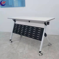 Table de conférence pliable moderne et durable avec chaises intégrées pour bureaux, salles de formation et salles de conférence