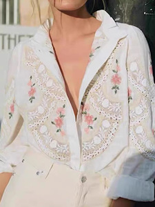 Blusa de Mujer Vintage Francesa Elegante con Volantes, Cuello Alto, Tejido de Punto, Encaje Floral Bordado, Diseño Único, Top ODM - Product Image 3