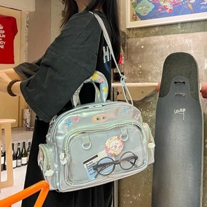 אופנתי רב-צבע מותאם אישית תיק pu אנימה תצוגה kawaii תיק נשים צלב - Product Image 5