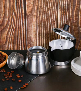 Mayorista Personalizado Aluminio 430 <span class=keywords><strong>Acero</strong></span> <span class=keywords><strong>Inoxidable</strong></span> Verter Sobre Espresso Térmico 3 6 9 <span class=keywords><strong>12</strong></span> <span class=keywords><strong>Tazas</strong></span> Mocha <span class=keywords><strong>Cafetera</strong></span> Moka Pot - Product Image 5