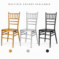 Chaise Chiavari en métal doré empilable pour mariage et banquet, idéale pour la location d'événements