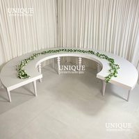Großhandel Weiß Acryl platte Edelstahl Gold Gebogene Hochzeit Serpentine Tisch Luxus Doppel verwendungen Alle Weiß Runder Tisch