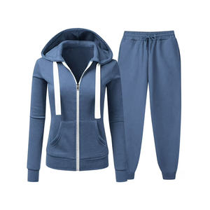 Conjunto deportivo cálido de invierno para mujer con sudadera con capucha forrada de sherpa y pantalones térmicos para clima frío, comodidad en interiores y exteriores - Product Image 2