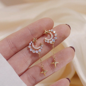 Pendientes de circonita con forma de estrella y luna, delicados, con microincrustaciones, joyería para mujer, elegantes, estilo universitario - Product Image 2