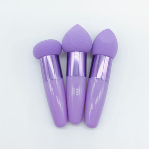 Éponge de maquillage avec manche pour fond de teint liquide, crème, fard à paupières et application visage - Product Image 6