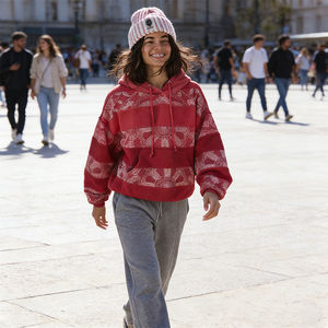 Sweat-shirt à capuche pour femme, style bohème, personnalisé en gros, motif imprimé floral, cordon <span class=keywords><strong>de</strong></span> serrage, poche kangourou, design patchwork - Product Image 4