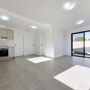 منزل حاويات شحن قابل للتوسيع صديق للبيئة من الصلب الخفيف وفقًا للمعايير الأسترالية، بتصميم صيني، مقاوم للماء مع مطبخ وحمام - Product Image 4